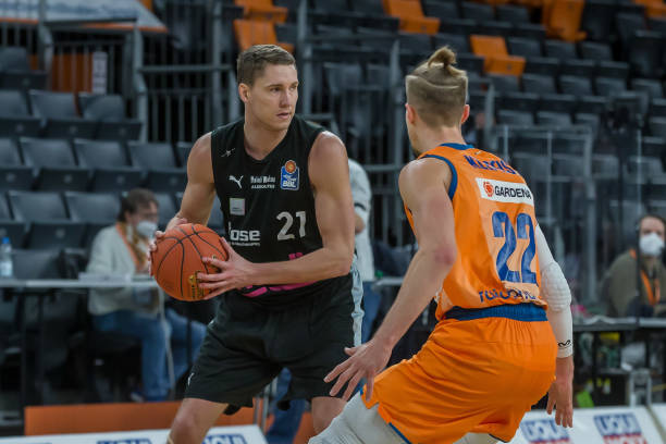 更是支持他 更是支持他